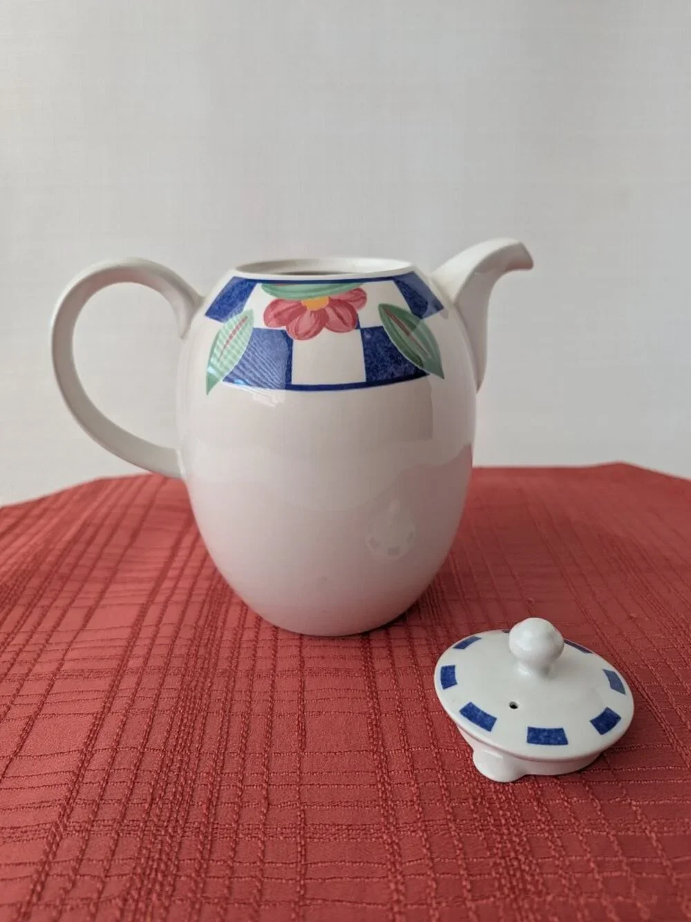 NWT Johnson Brothers Hopscotch Blue Tall Coffeepot Made in England